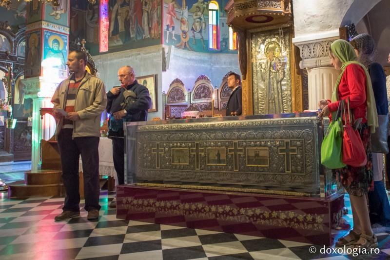 Sfântul Efrem ajută la găsirea unui loc de muncă