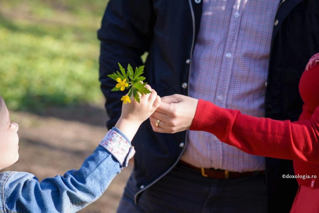 Când încetează dialogul în familie, atunci să ne temem ‒ dragostea să nu subjuge, să nu înece, să nu reducă la tăcere